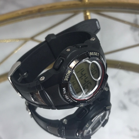 armitron chrono alarm watch